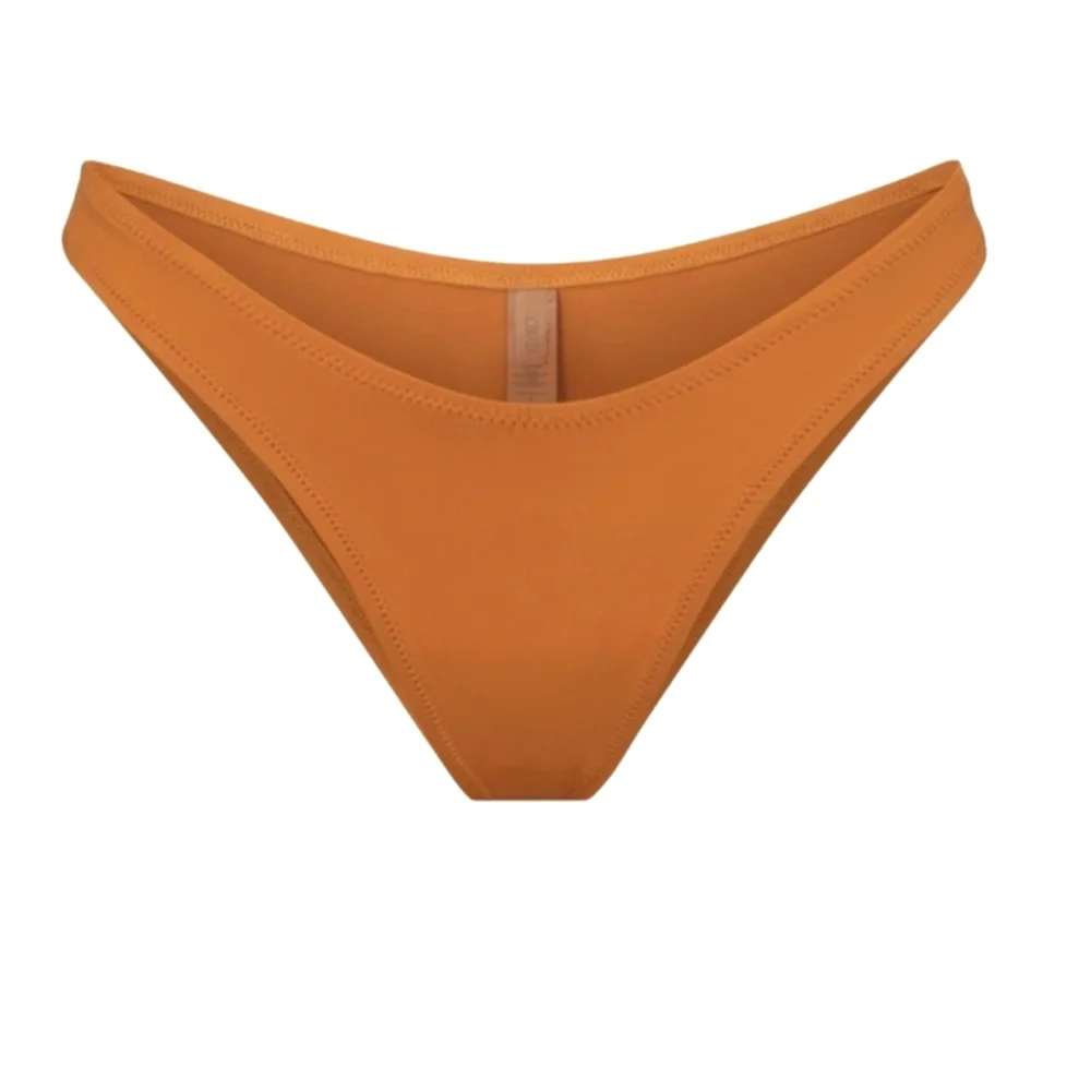 NWT SKIMS Bikini Bottom Almond Plus 4X